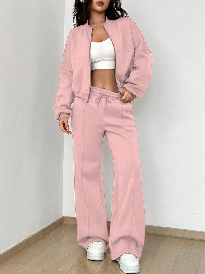 Ayla - Bekvämt 2-delat set för en modern stil