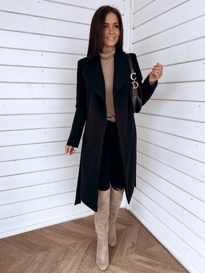 Elina – Tidlös kappa i elegant silhuett