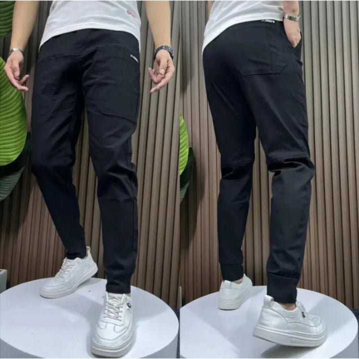 Bren - Svart tapered byxa med ren finish