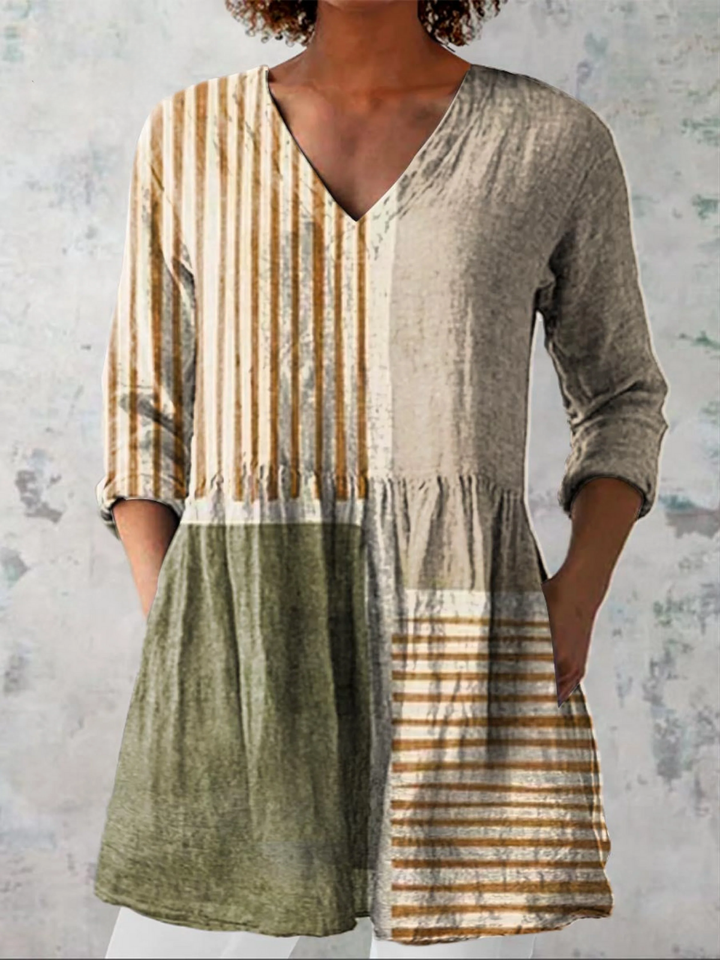 Urduja - Long Blouse with Bold Pattern