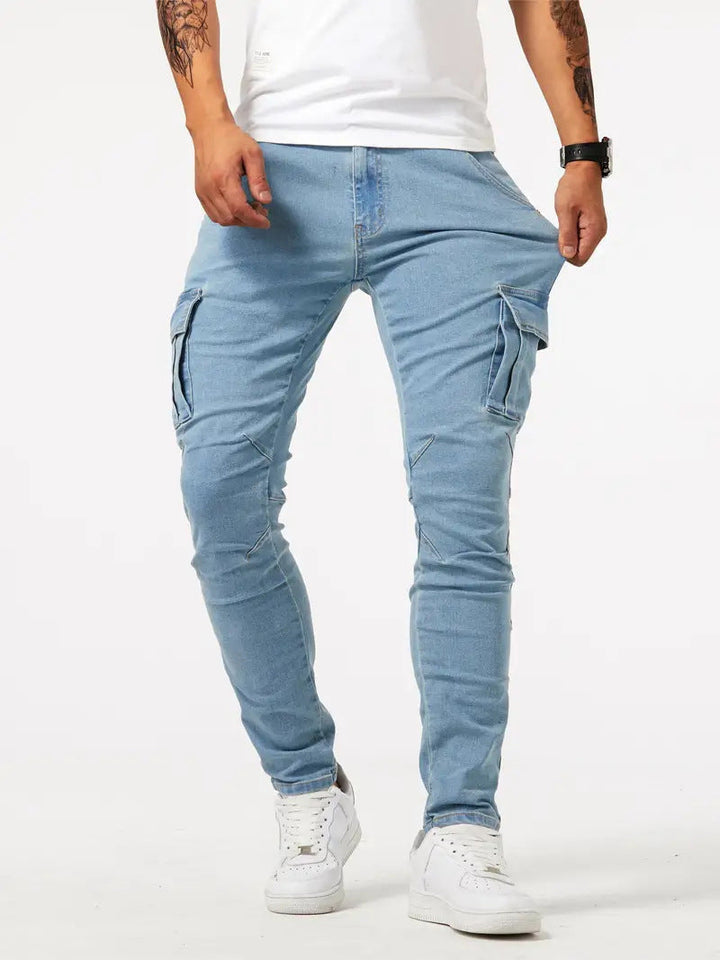 Hedrik - Svart tapered cargo byxa