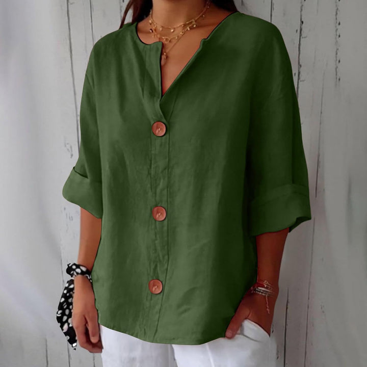 Klara - Airy blouse with relaxed elegance