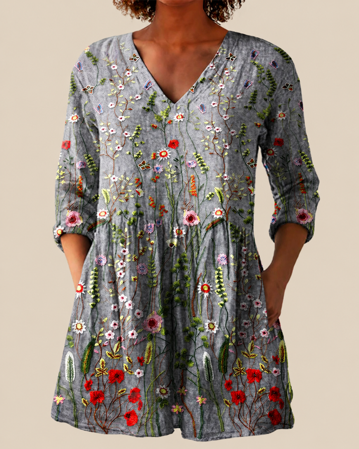 Ilya - Long Blouse with Bold Pattern