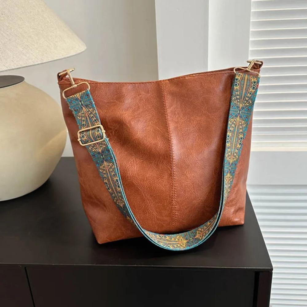 Cecilia – Shoulder Bag with Wide Ethnic Strap