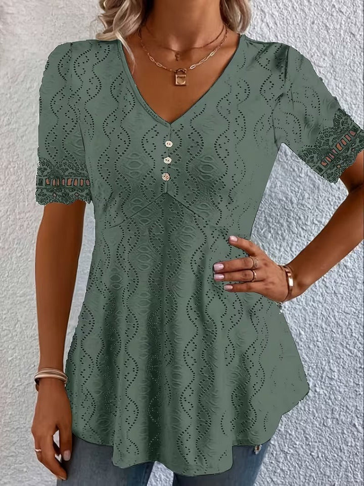 Selma – Elegant spetsblus med feminin känsla