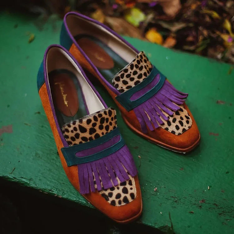Zelma – Statement loafers med fransar och tryckdetaljer