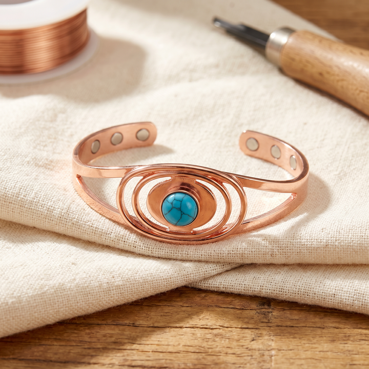 Eamon – Elegant Handcrafted Bracelet with Turquoise Accent