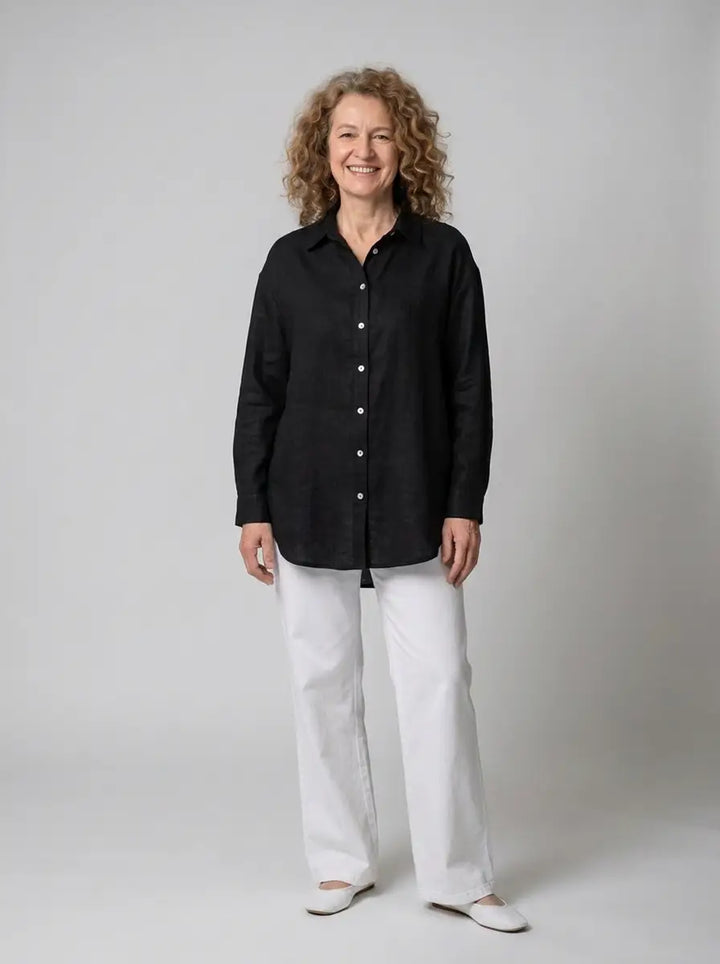 Narelle – Airy shirt with timeless elegance