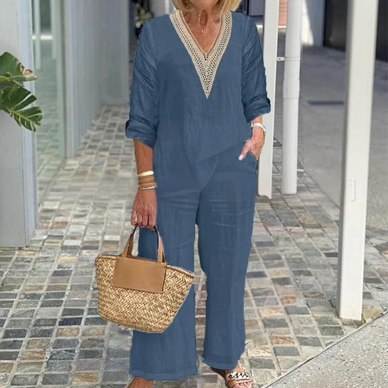 Sivora – Luftig jumpsuit med elegant V-ringning